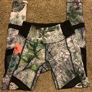 Calia by Carrie Underwood workout pants floral XS